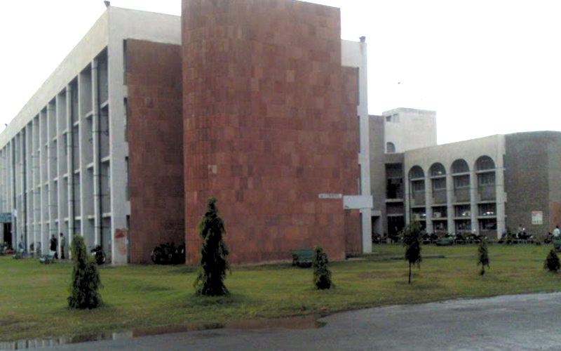 Maharshi dayanand university center dwarka